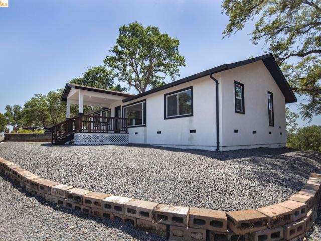 House for sale in Jamestown, California