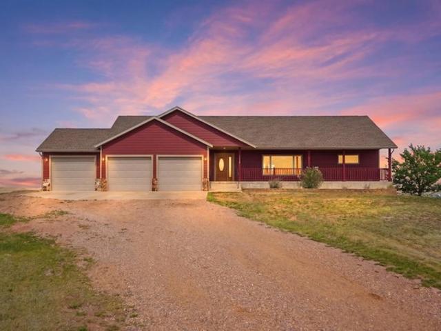 House for sale in Fairburn, South Dakota