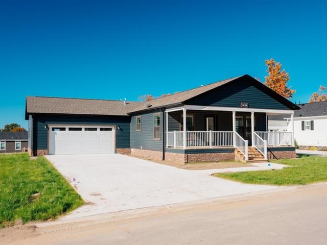 House for sale in Traverse City, Grand Traverse County