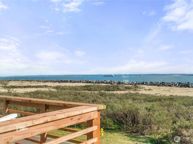 House for sale in Ocean Shores, Washington