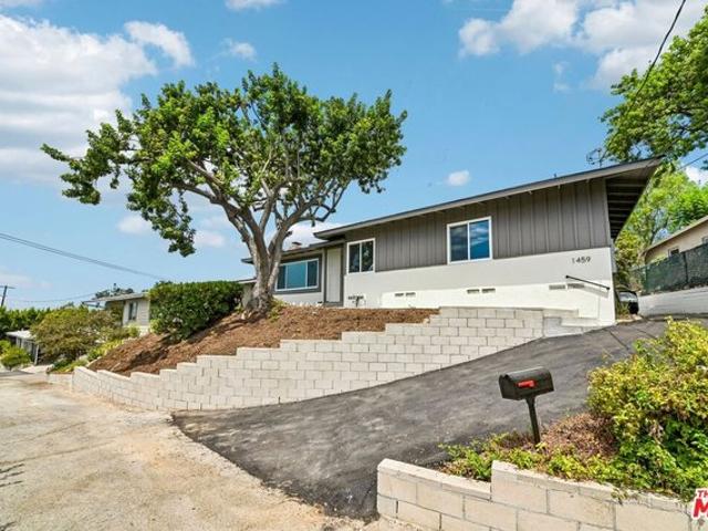 House for sale in Canoga Park, California
