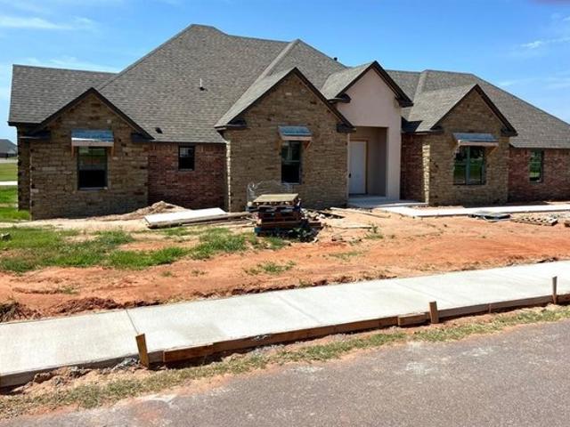 House for sale in Mustang, Oklahoma