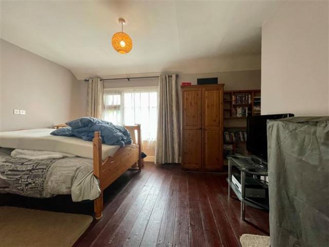 Terraced House for sale in Carrick-on-suir, South Tipperary