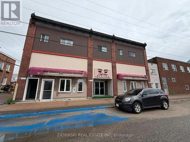 Commercial for rent in Cochrane, Ontario