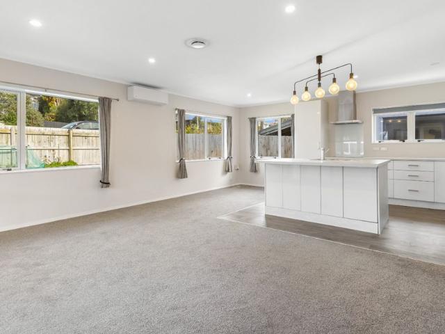 House for rent in Whangaparaoa, Oroua County