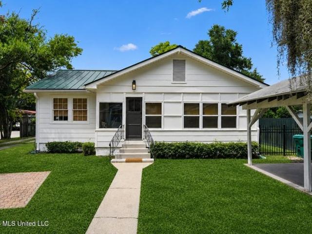 House for sale in Bay Saint Louis, Mississippi