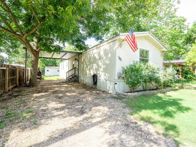 House for sale in Maxwell