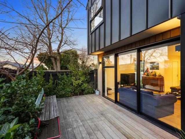Townhouse for sale in Saint Albans, Canterbury