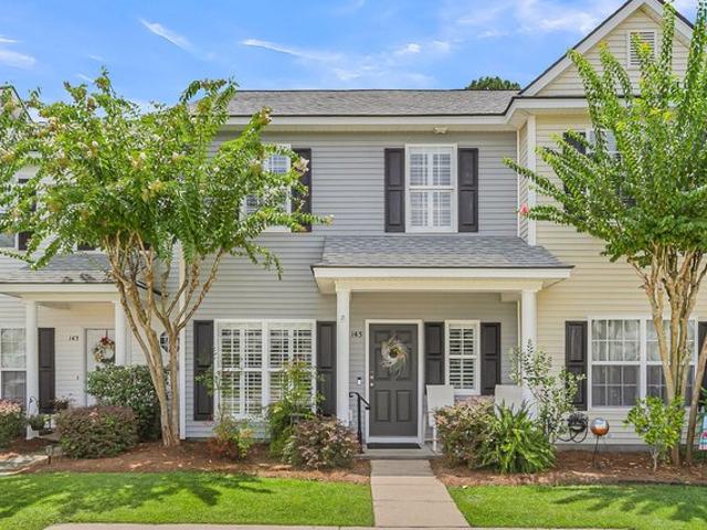 Townhouse for sale in Summerville, South Carolina