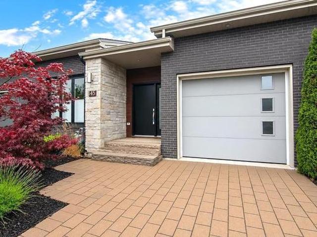 House for sale in Waterberry Park, Bedford
