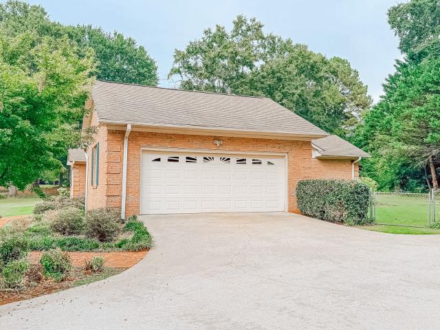 House for sale in Hartwell, Georgia