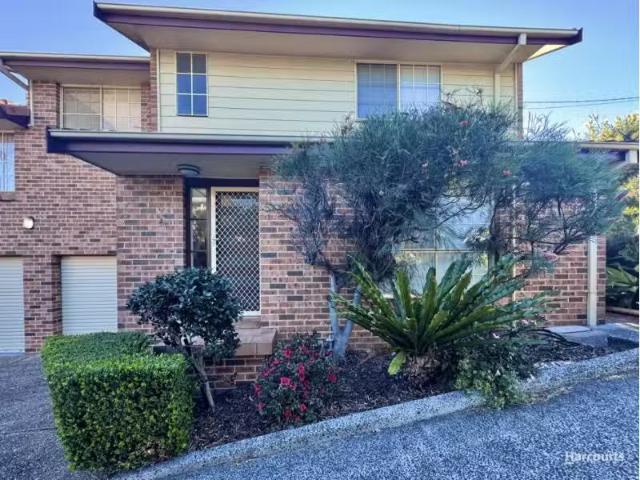 Condo for rent in Wollongong West, New South Wales