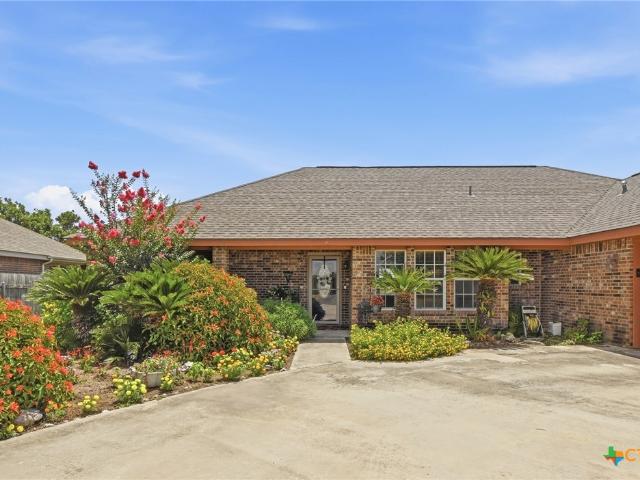 House for sale in Seguin, Texas
