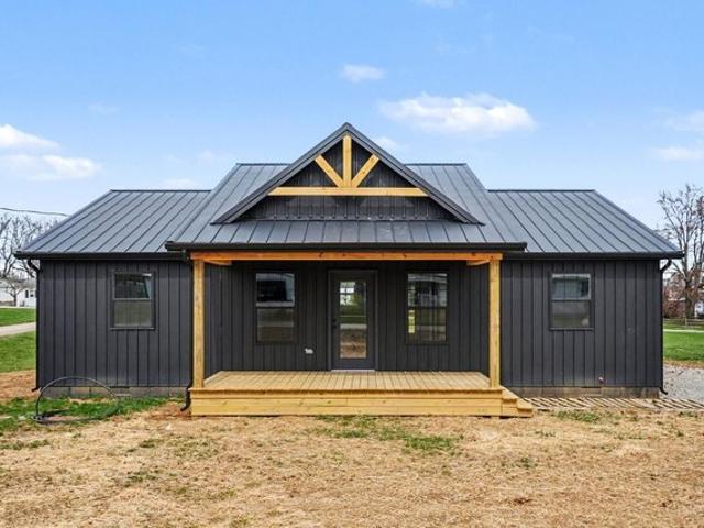 House for sale in Russellville, Ohio