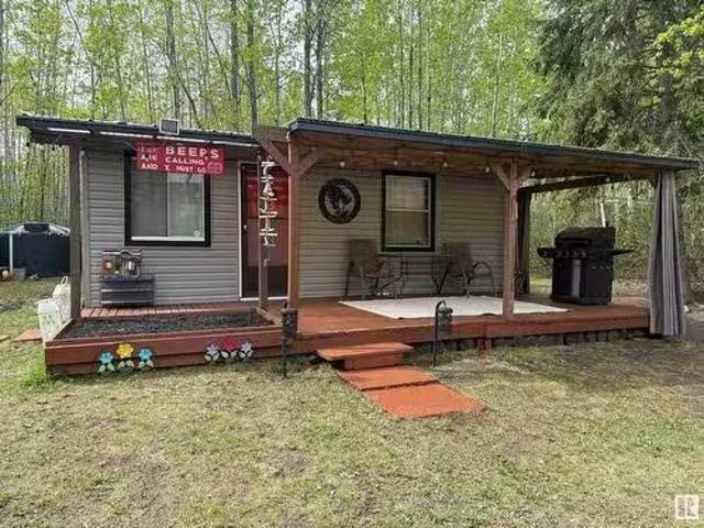 House for sale in Whispering Hills, Alberta