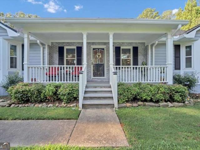 House for sale in Mcdonough, Georgia