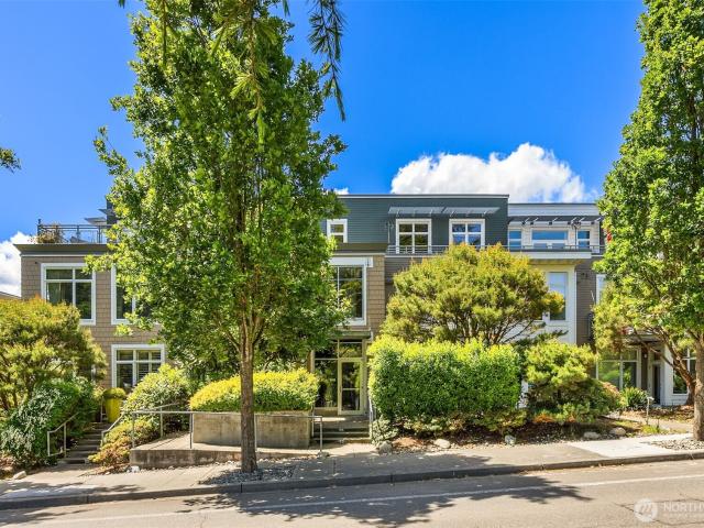 Condo for sale in Bainbridge Island