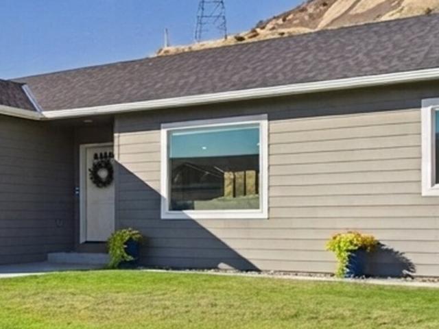 House for sale in Rock Island, Washington