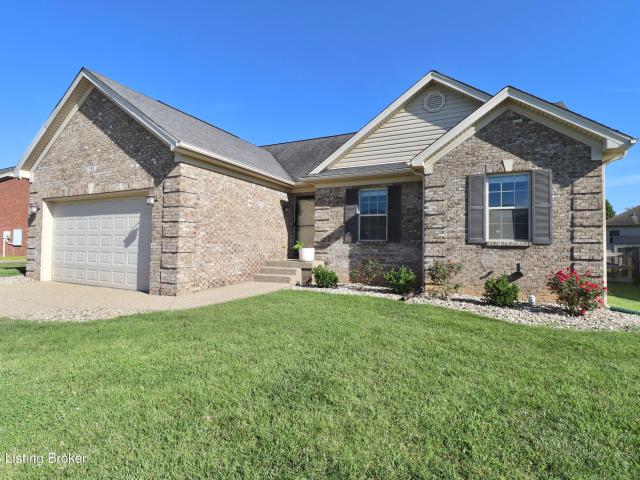 House for sale in Mount Washington, Kentucky