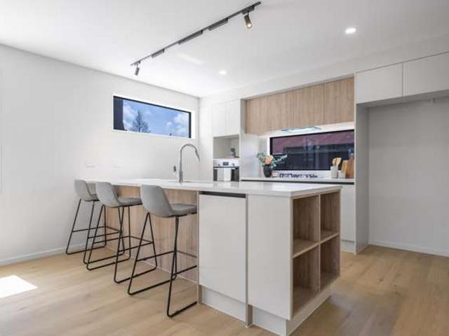 House for sale in Papakura