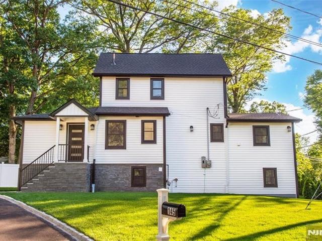 House for sale in Mahwah, New Jersey