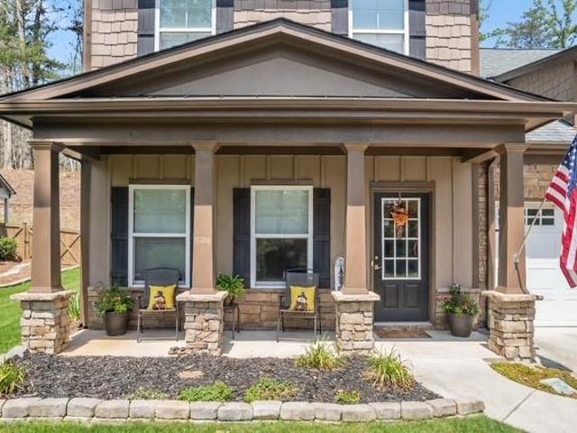 Townhouse for sale in Dahlonega, Georgia