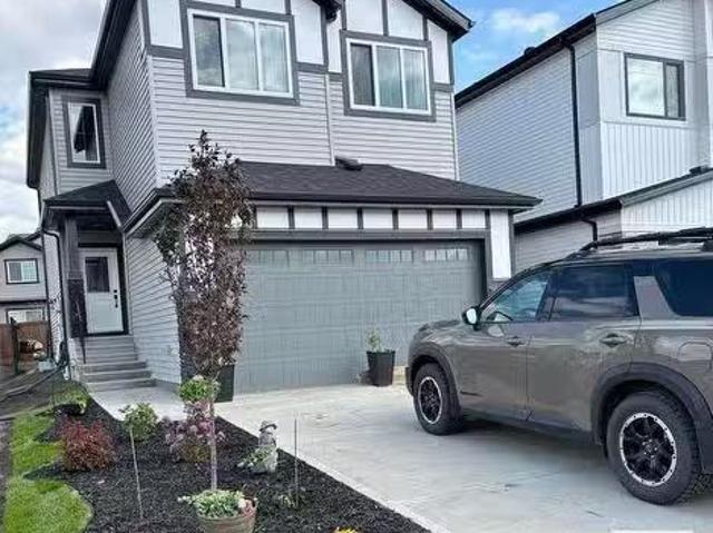 House for sale in Spruce Grove, Alberta