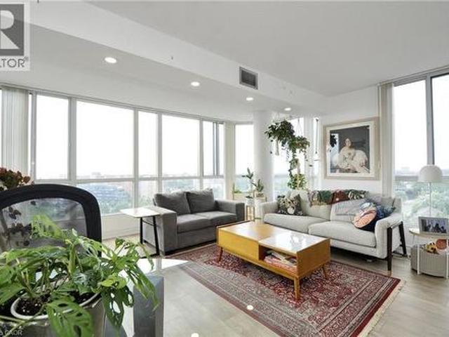Condo for sale in Mississauga, Ontario