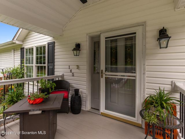 House for sale in Lake Ariel, Pennsylvania