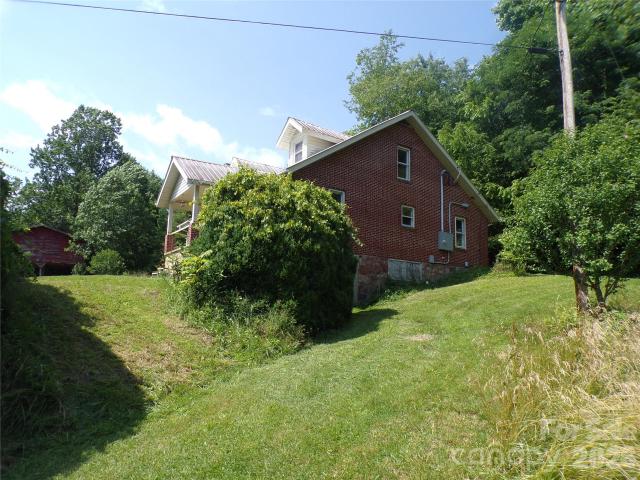 House for sale in Hot Springs, North Carolina