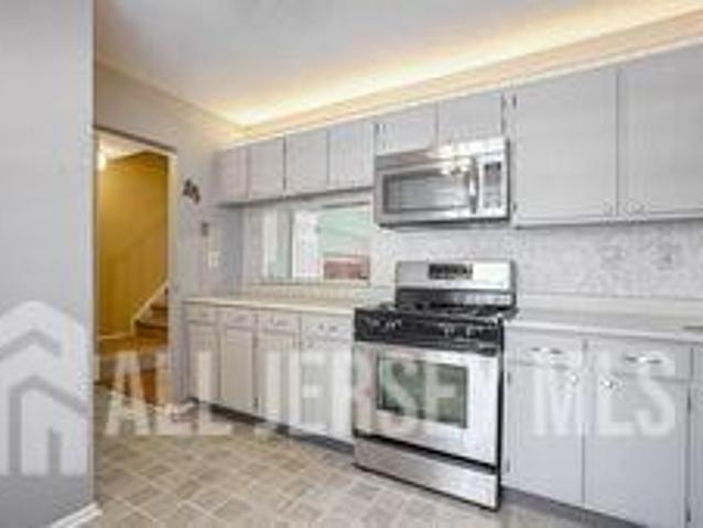 Townhouse for sale in Franklin