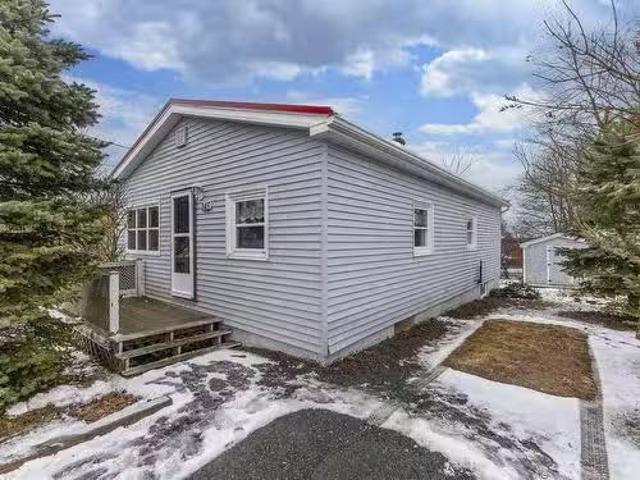 House for sale in Pictou, Nova Scotia