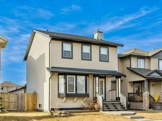 House for sale in Airdrie, Alberta
