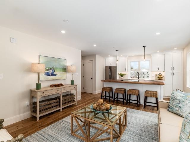 Condo for sale in Essex, Massachusetts