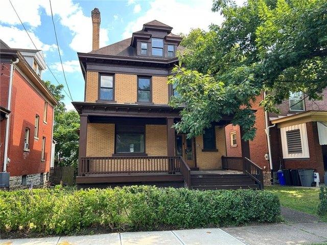 House for sale in Pittsburg, Pennsylvania