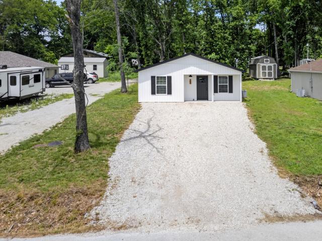 House for sale in Powersite, Missouri