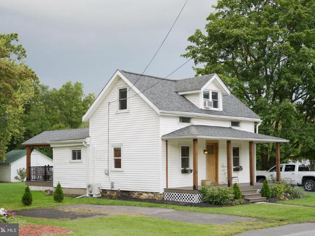 House for sale in Yeagertown, Derry Township