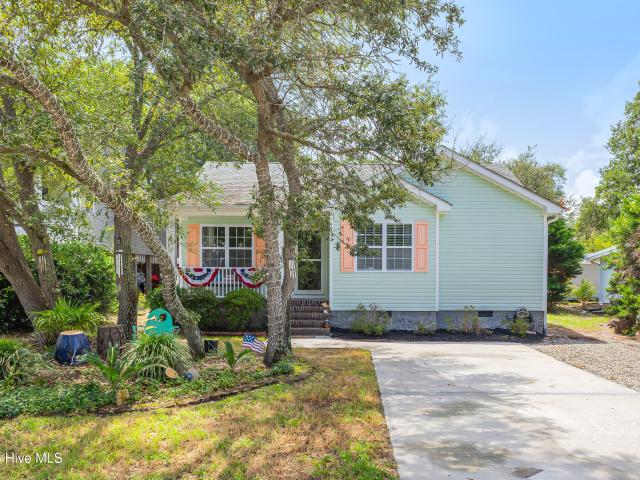 House for sale in Oak Island, North Carolina
