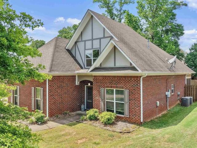 House for sale in Montevallo, Alabama
