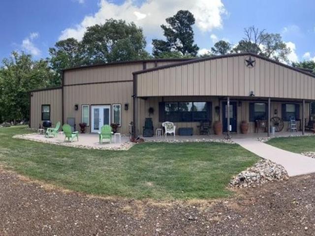 House for sale in Frankston, Texas