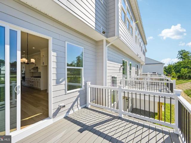 Townhouse for sale in Valley Forge Towers, Upper Merion Township