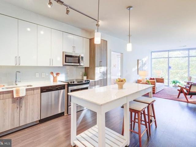 Condo for sale in Oxon Hill, Prince George's County