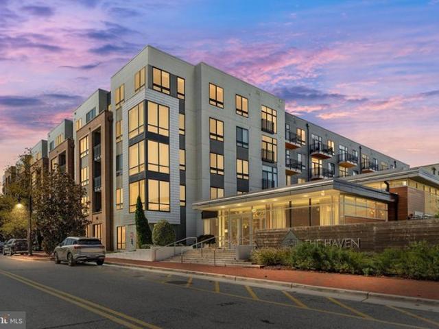 Condo for sale in Oxon Hill, Prince George's County