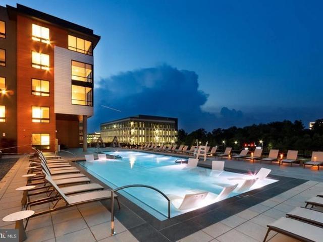 Condo for sale in Oxon Hill, Prince George's County