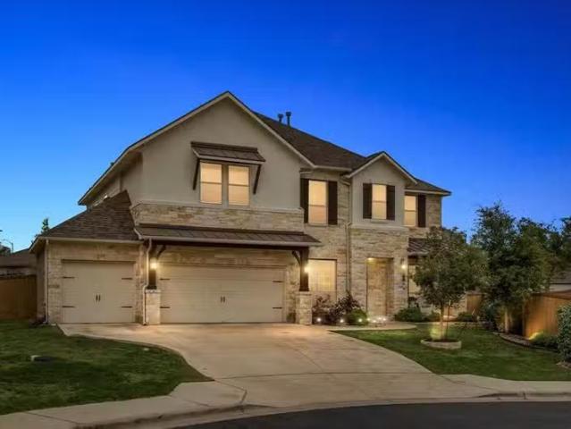 House for sale in Georgetown