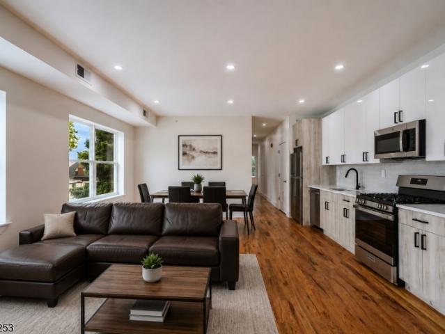 Property for rent in Roseville, Newark