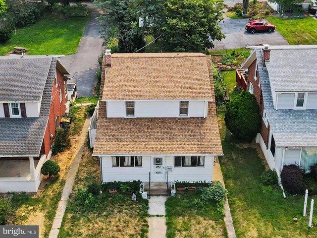 House for sale in Cumberland, Pennsylvania