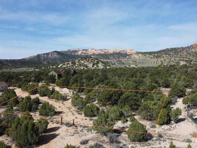Land for sale in Tropic, Utah