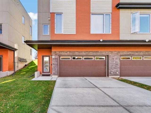 Townhouse for sale in Shawnee Slopes, Calgary