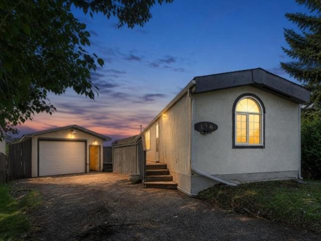 House for sale in Airdrie, Alberta